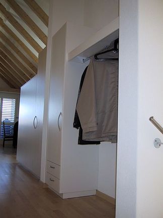 Pfister Schreinerei + Küchenbau AG - Garderoben - Ankleide - Möbel
