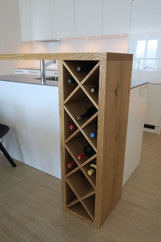 Pfister Schreinerei + Küchenbau AG - Regalmöbel - Sideboards - Möbelbau